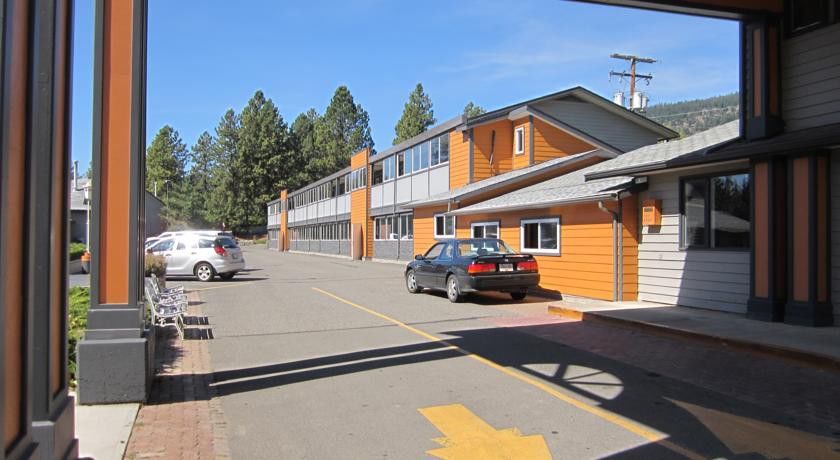 Quality Inn Merritt Exterior photo